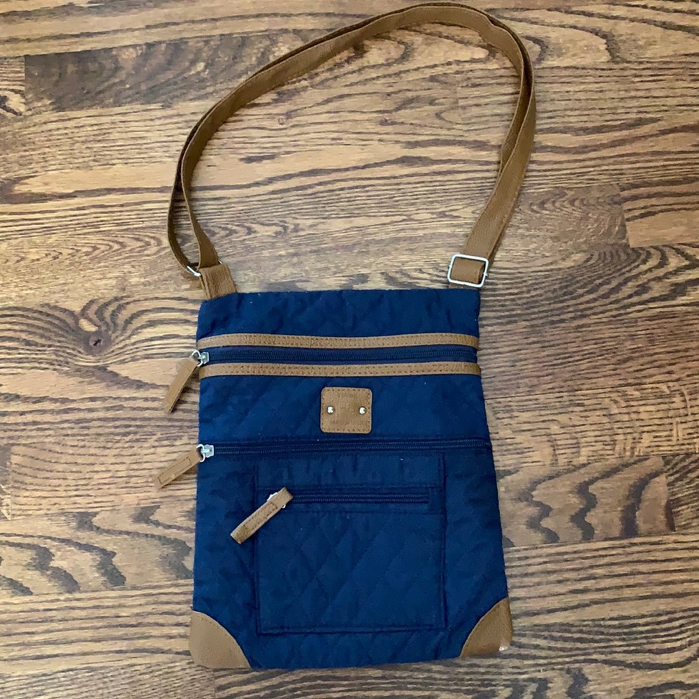 Stone Mountain quilted crossbody
